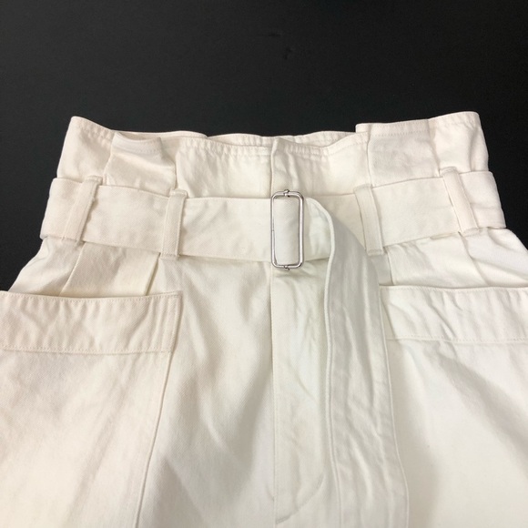 Agolde Celia Paperbag Waist Denim Shorts in Paste White size 25 with Belt - Picture 3 of 12
